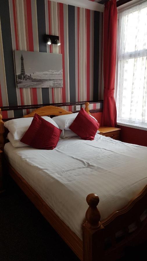 Valdene Hotel Blackpool Esterno foto