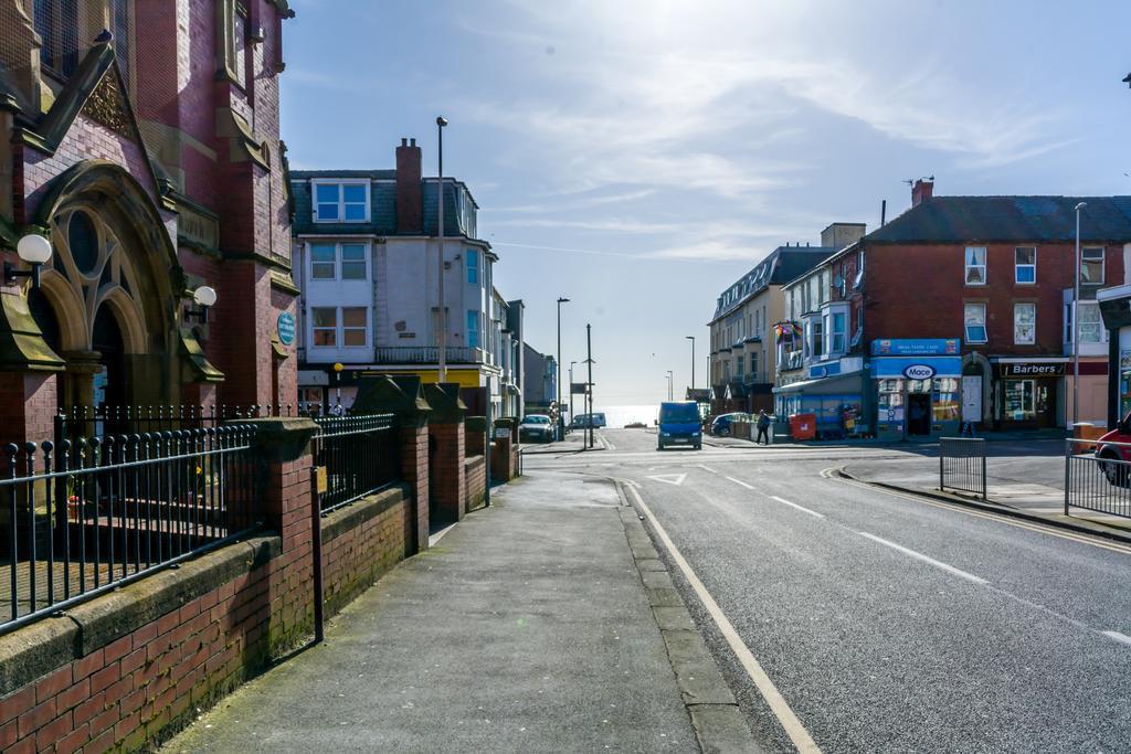 Valdene Hotel Blackpool Esterno foto